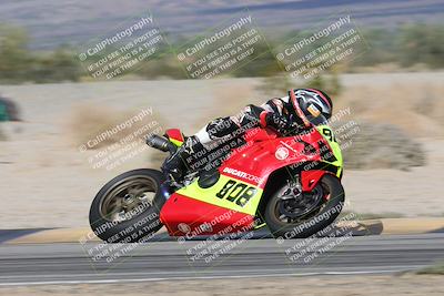 media/Nov-16-2025-Race Pace (Sun) [[8c5fa54630]]/Verified Riders/7-Turn 4 (1155am)/